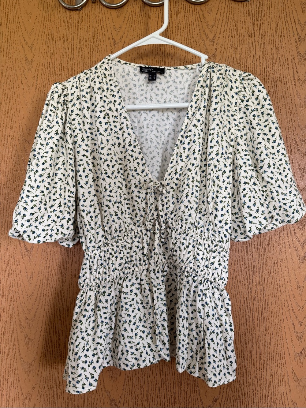 Nobody’s Child Cream Floral V-Neck Peplum top